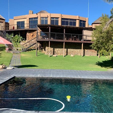 Elrido Guest Lodge Bloemfontein Bagian luar foto