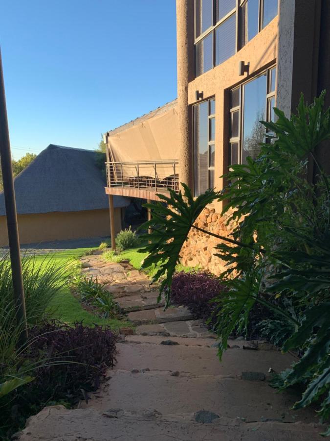 Elrido Guest Lodge Bloemfontein Bagian luar foto