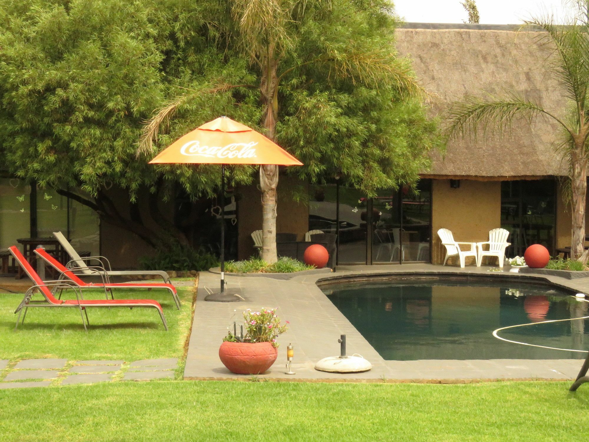 Elrido Guest Lodge Bloemfontein Bagian luar foto